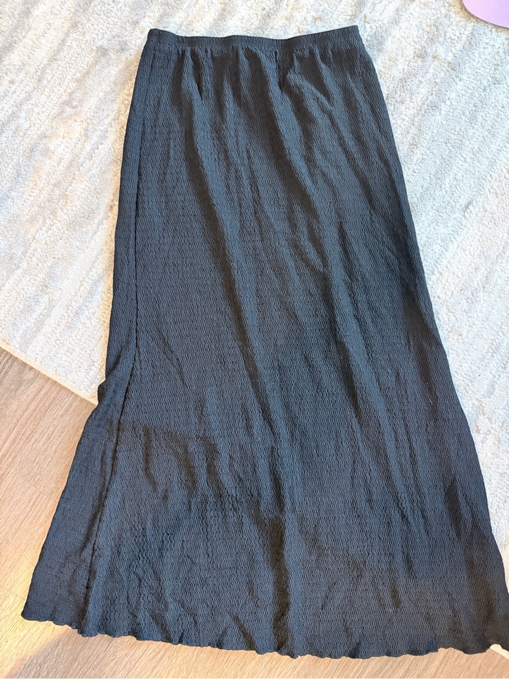 SHEIN Black Textured Maxi Skirt